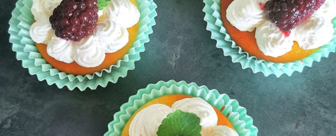 Lavkarbo muffins med sitronkrem