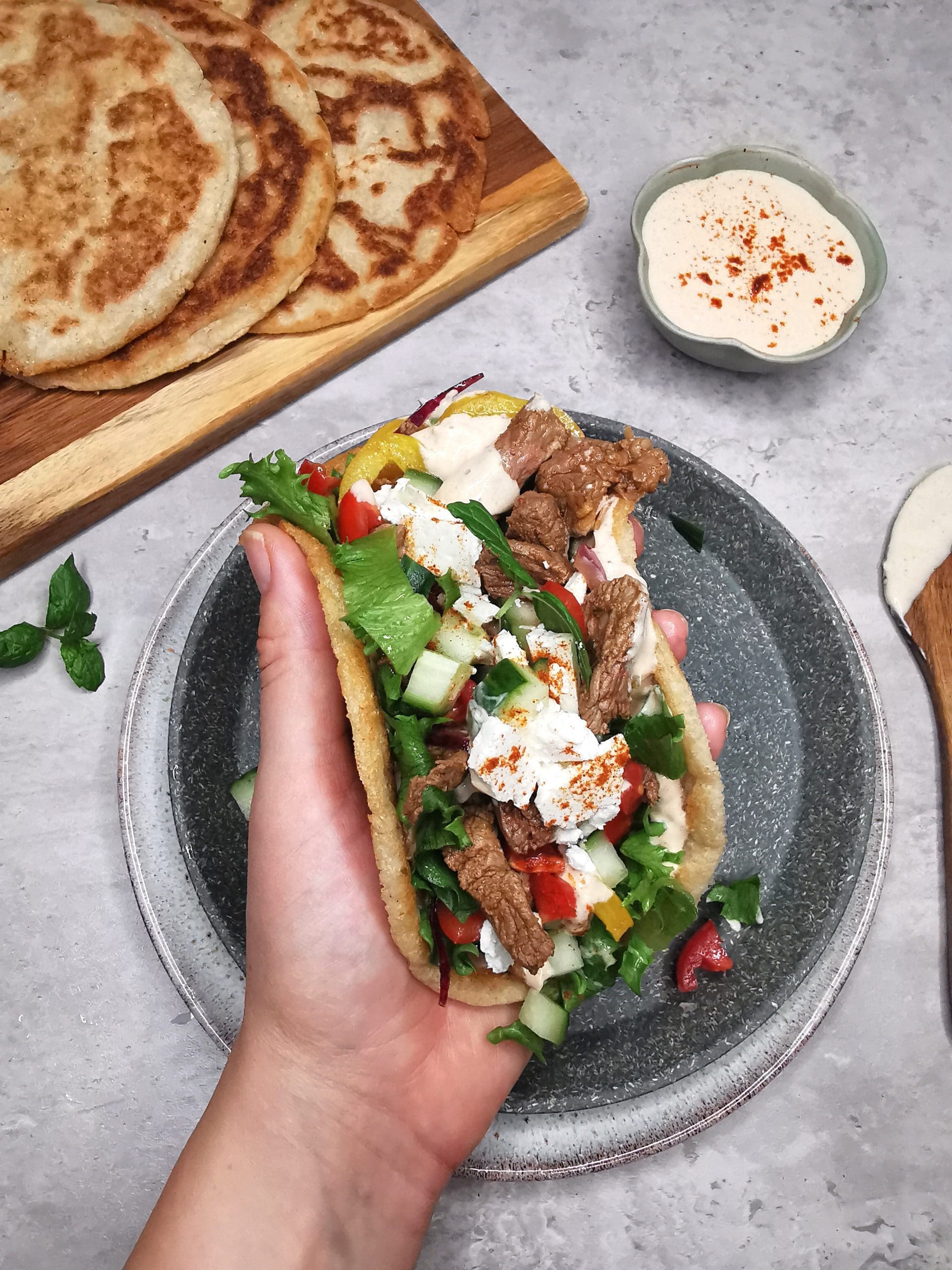 Lavkarbo kebab i pannebrød