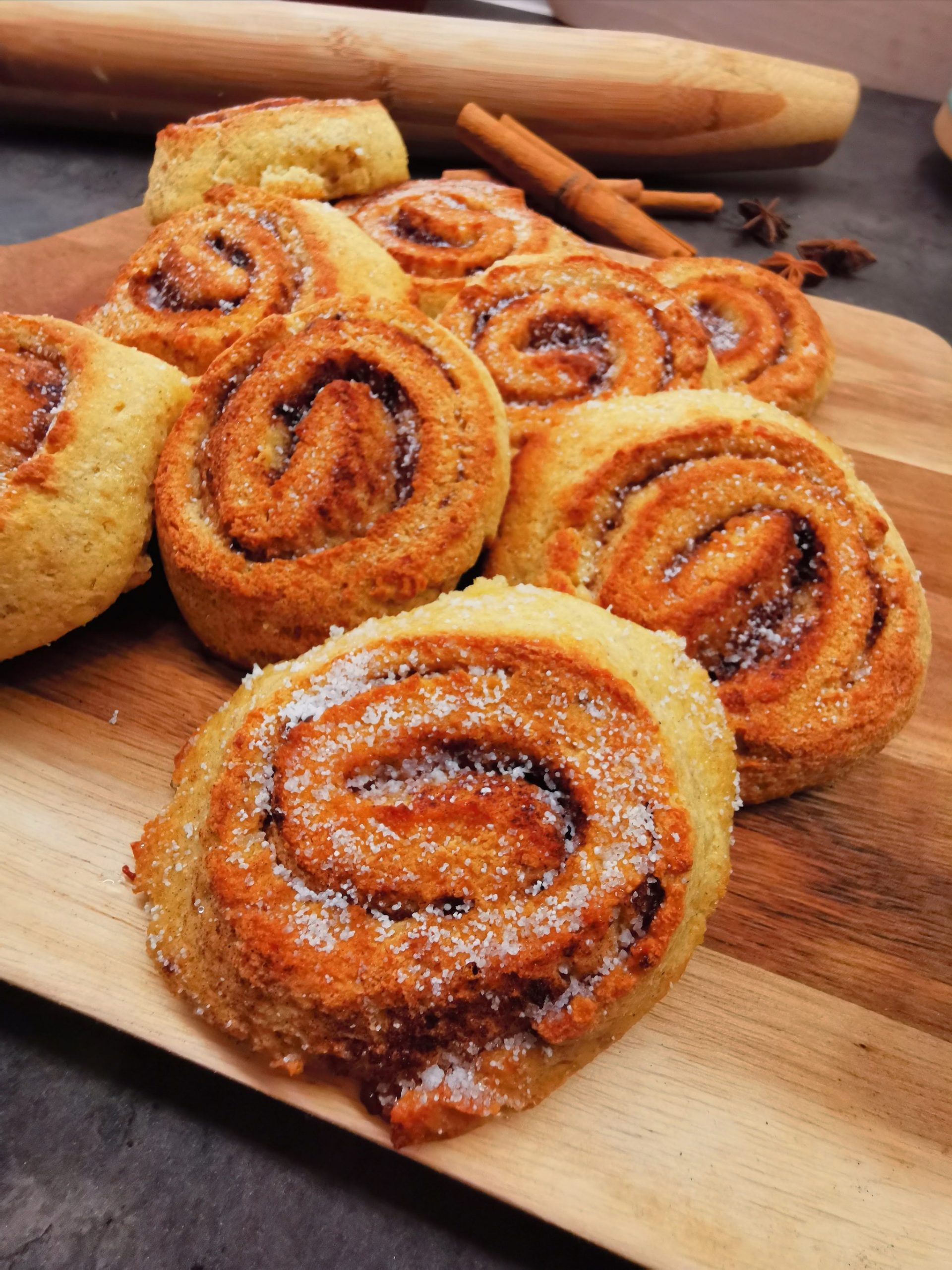 Lavkarbo kanelboller