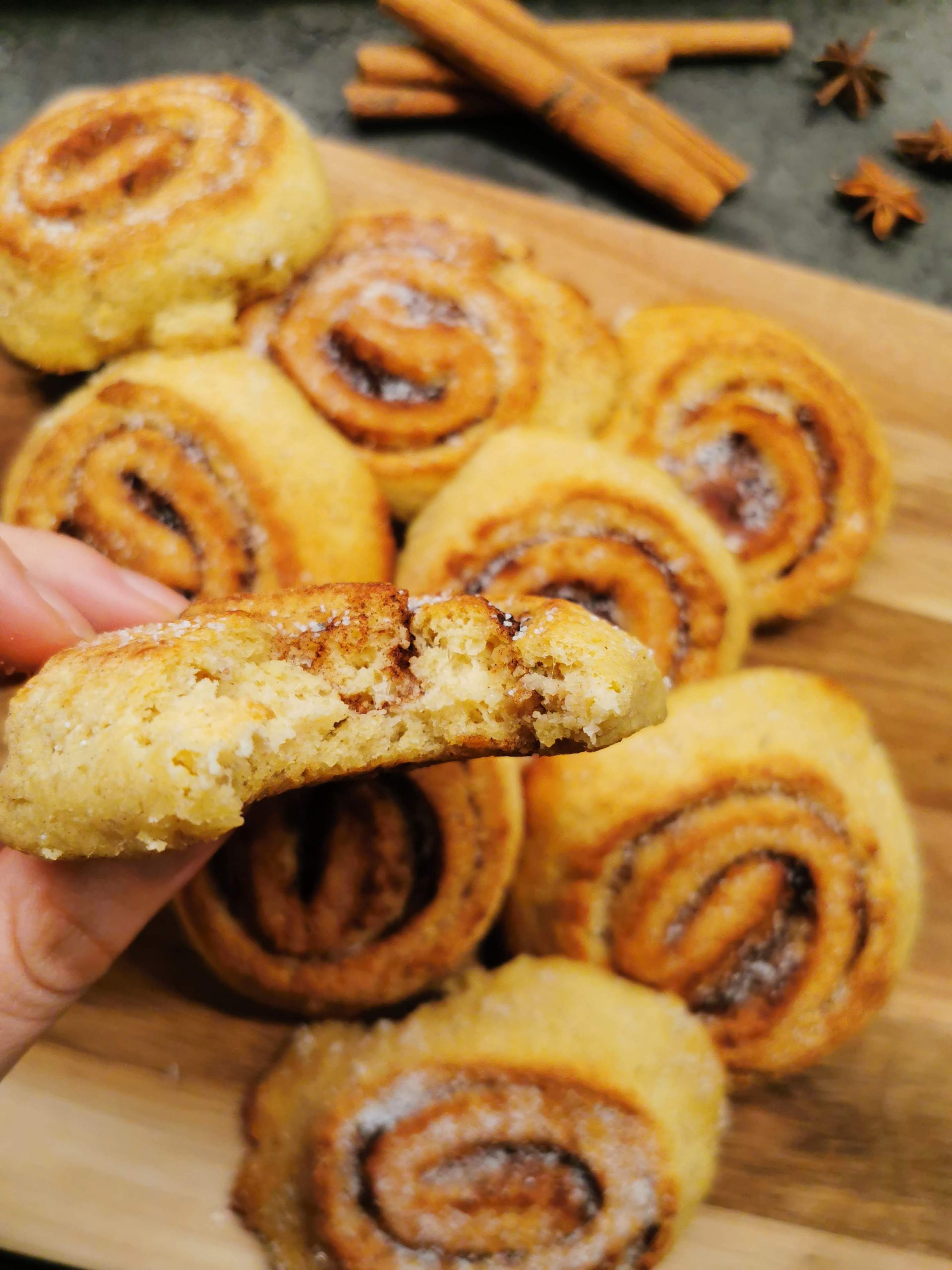 Lavkarbo kanelboller