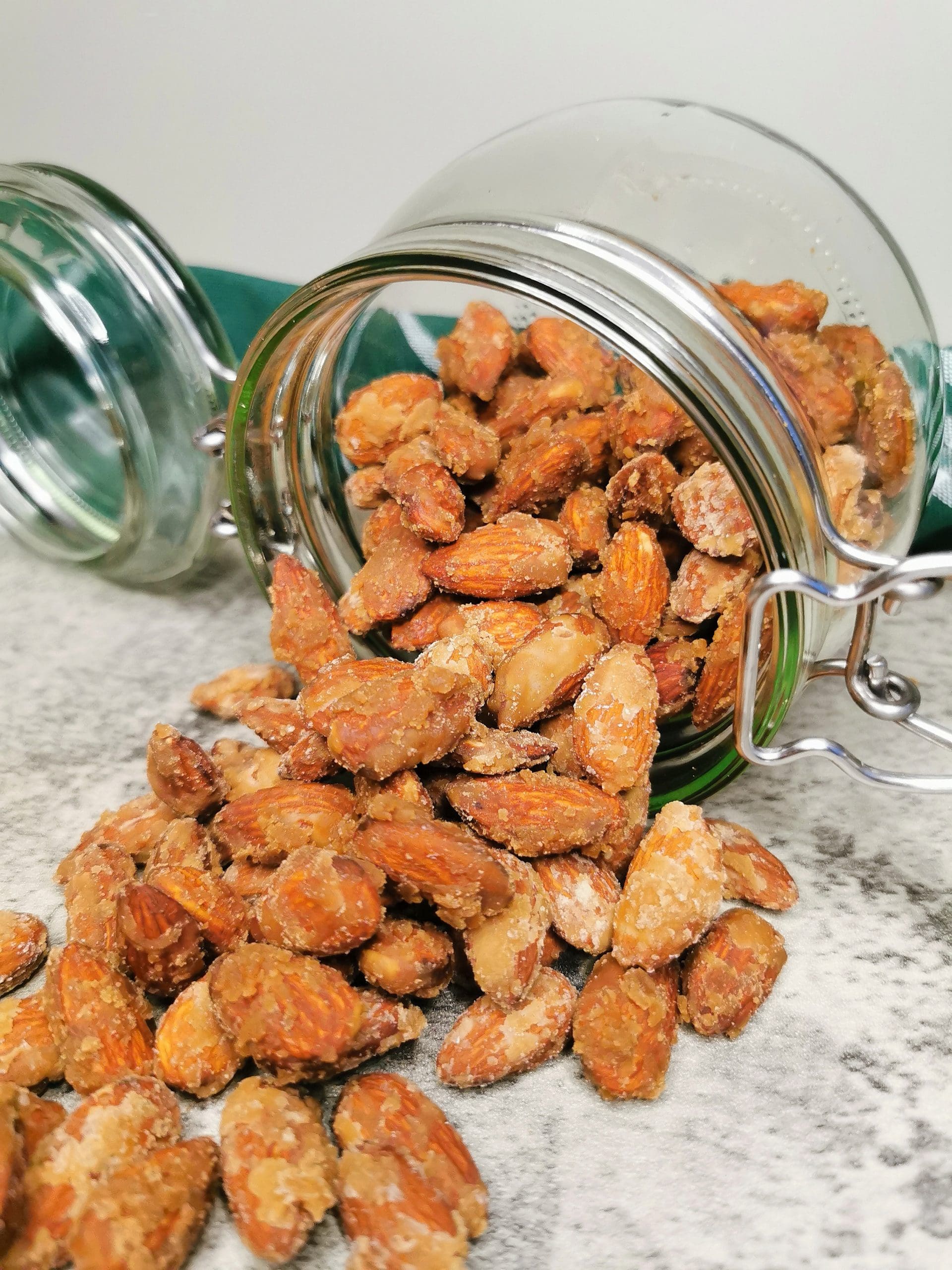 Lavkarbo brente mandler