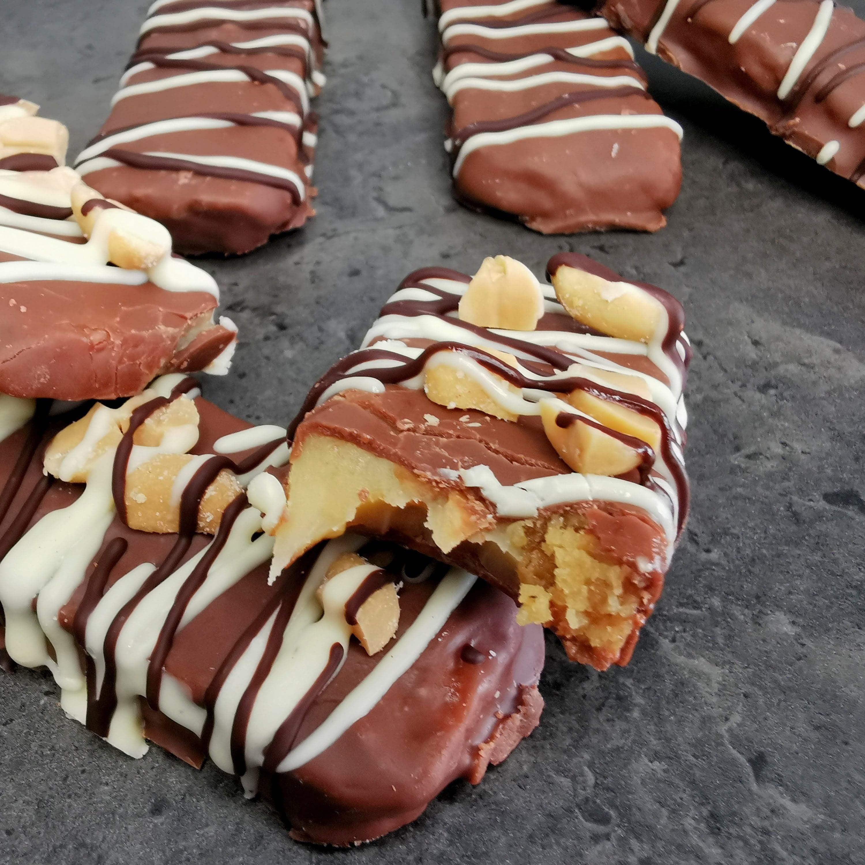 Lavkarbo peanøttbar