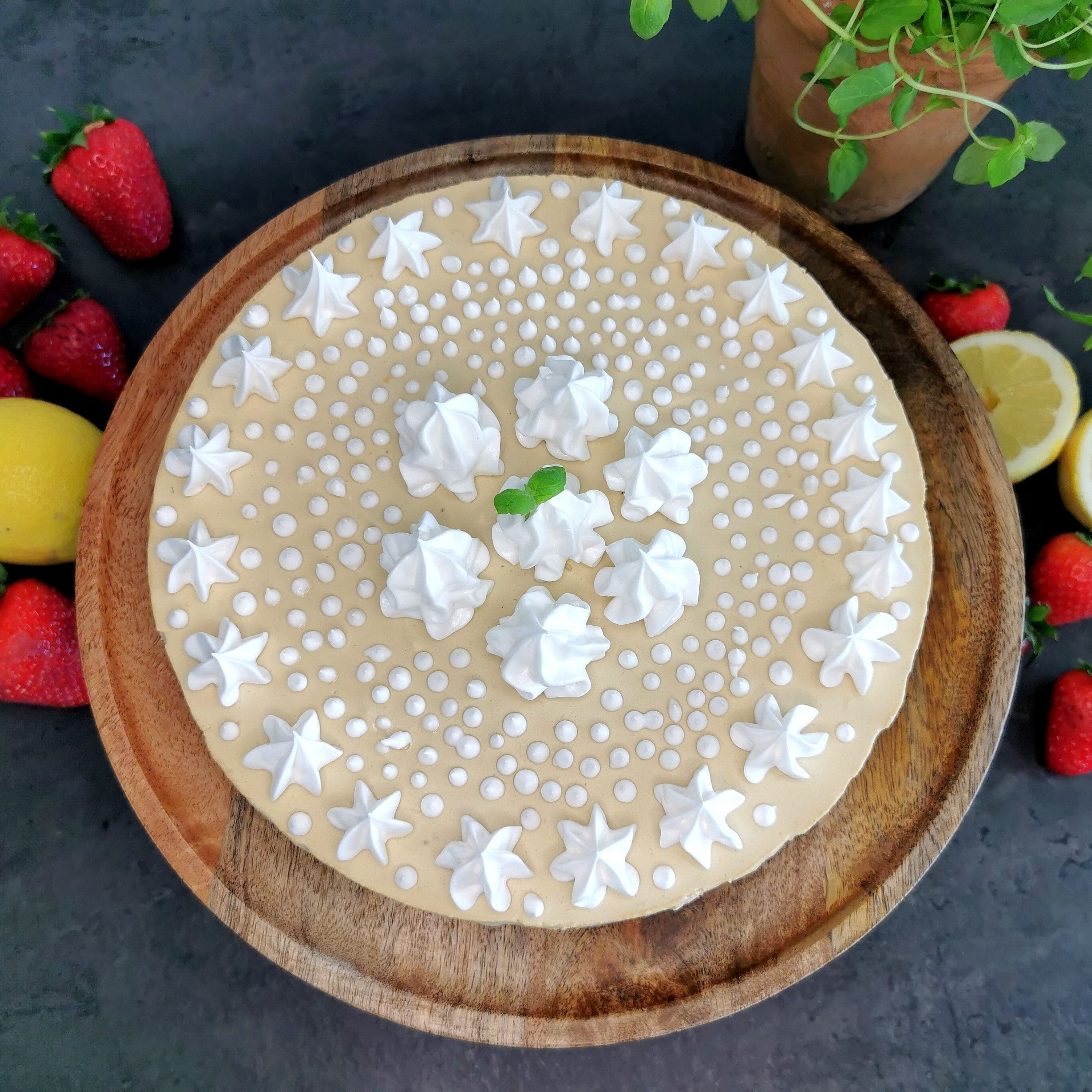 Lavkarbo sitron- og lakrisostekake