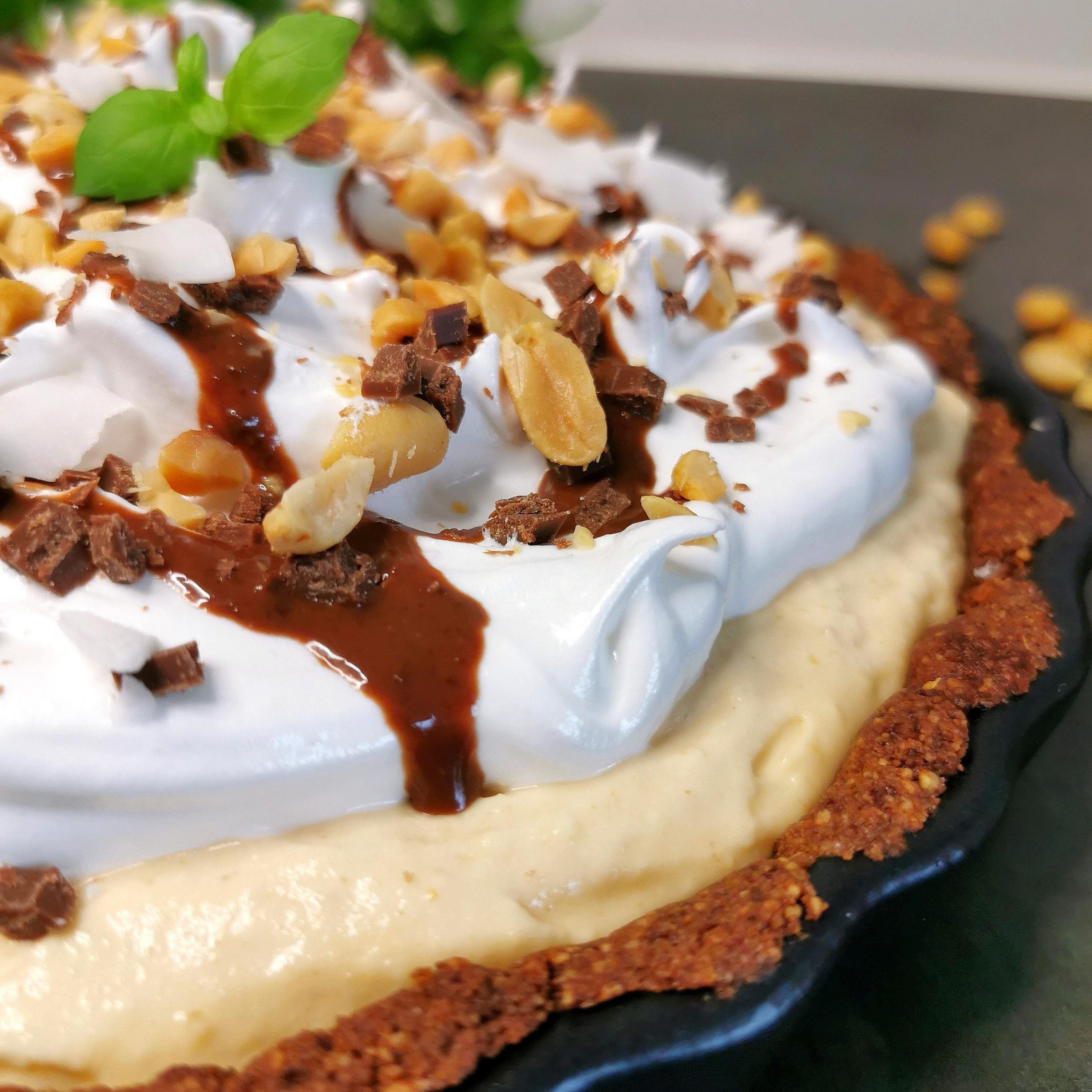 Lavkarbo peanøttpai med marshmallow fluff