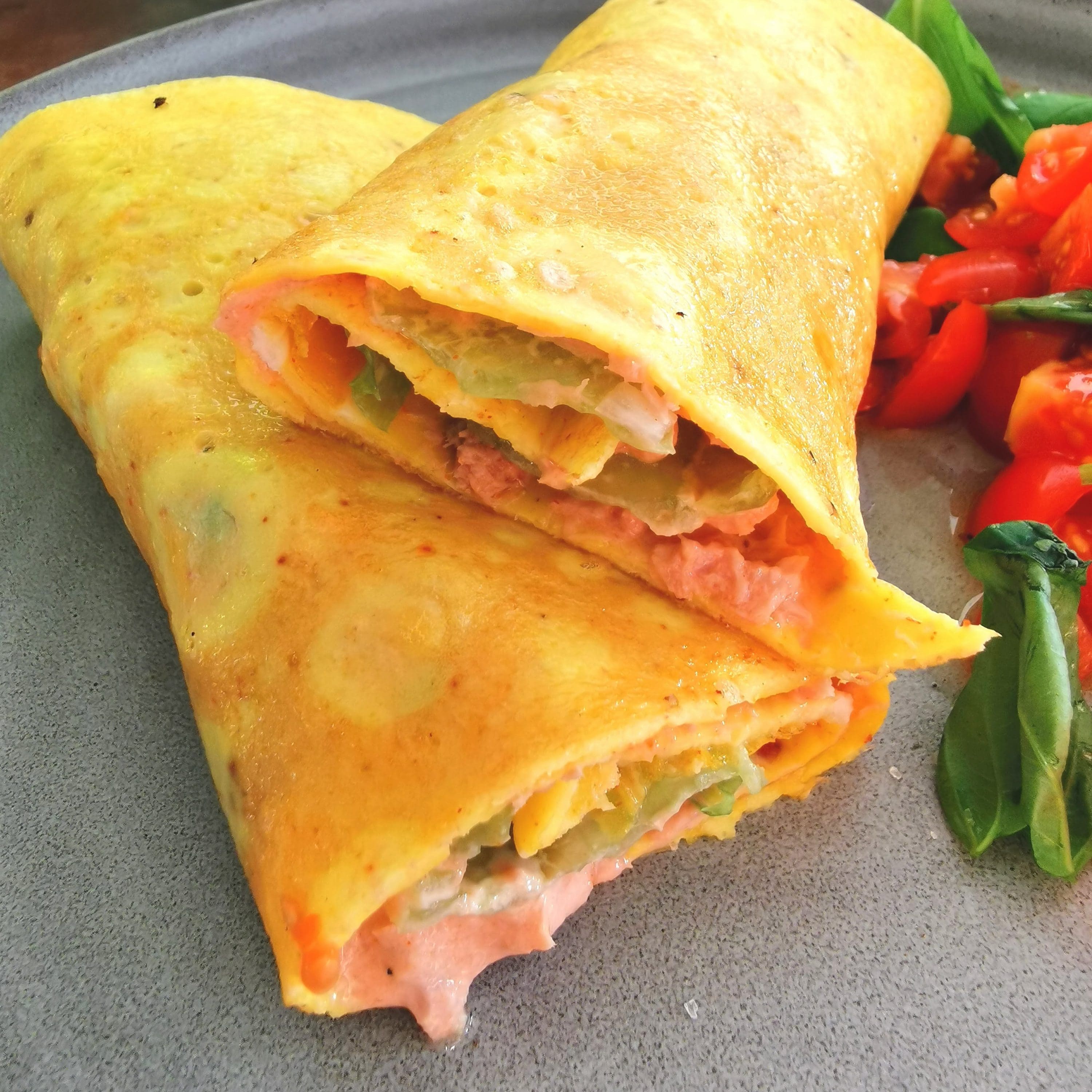 Lavkarbo eggewraps med tunfiskpålegg