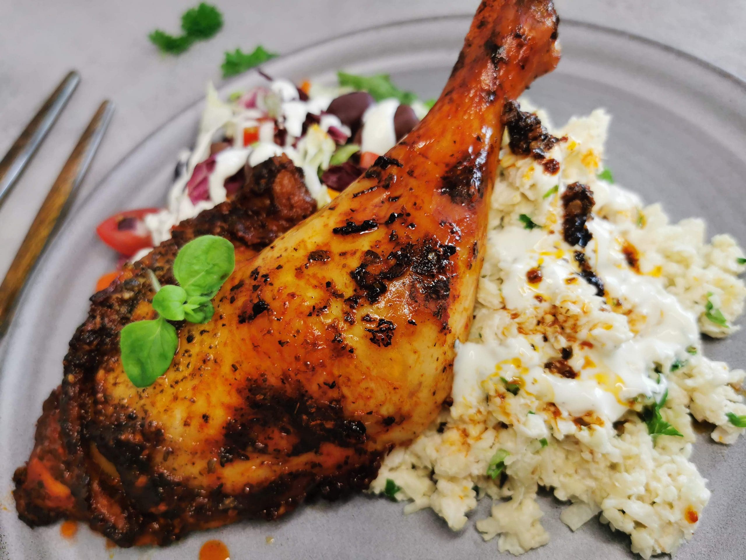 Lavkarbo kyllinglår med kremet blomkålris