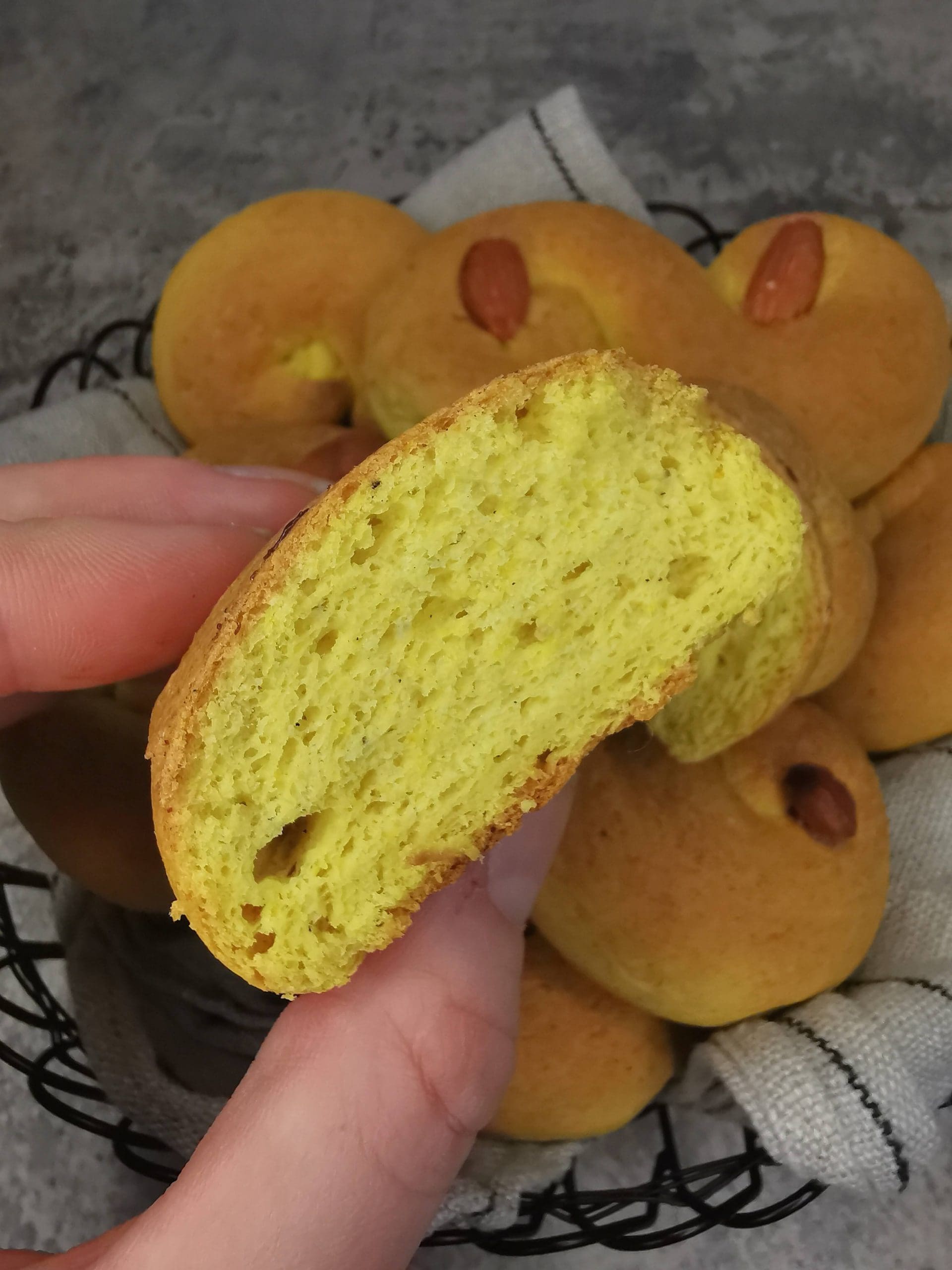 Lavkarbo lussekatter