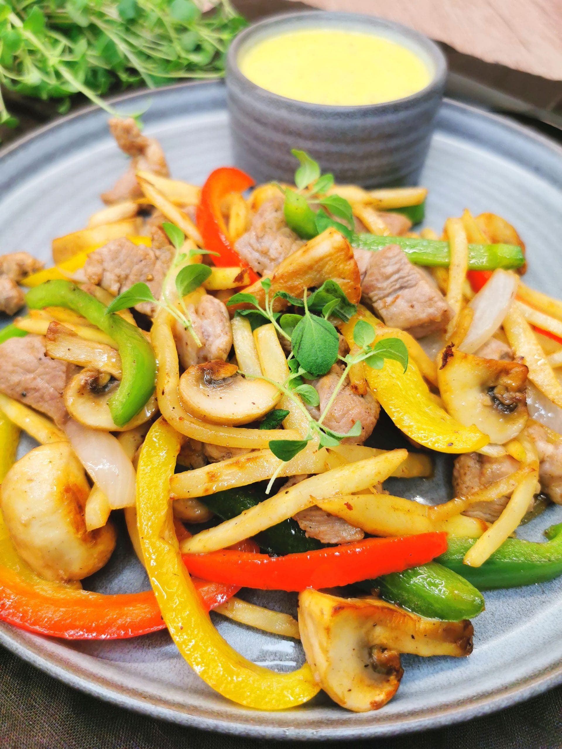 Lavkarbo svinesnadder med bearnaisesaus