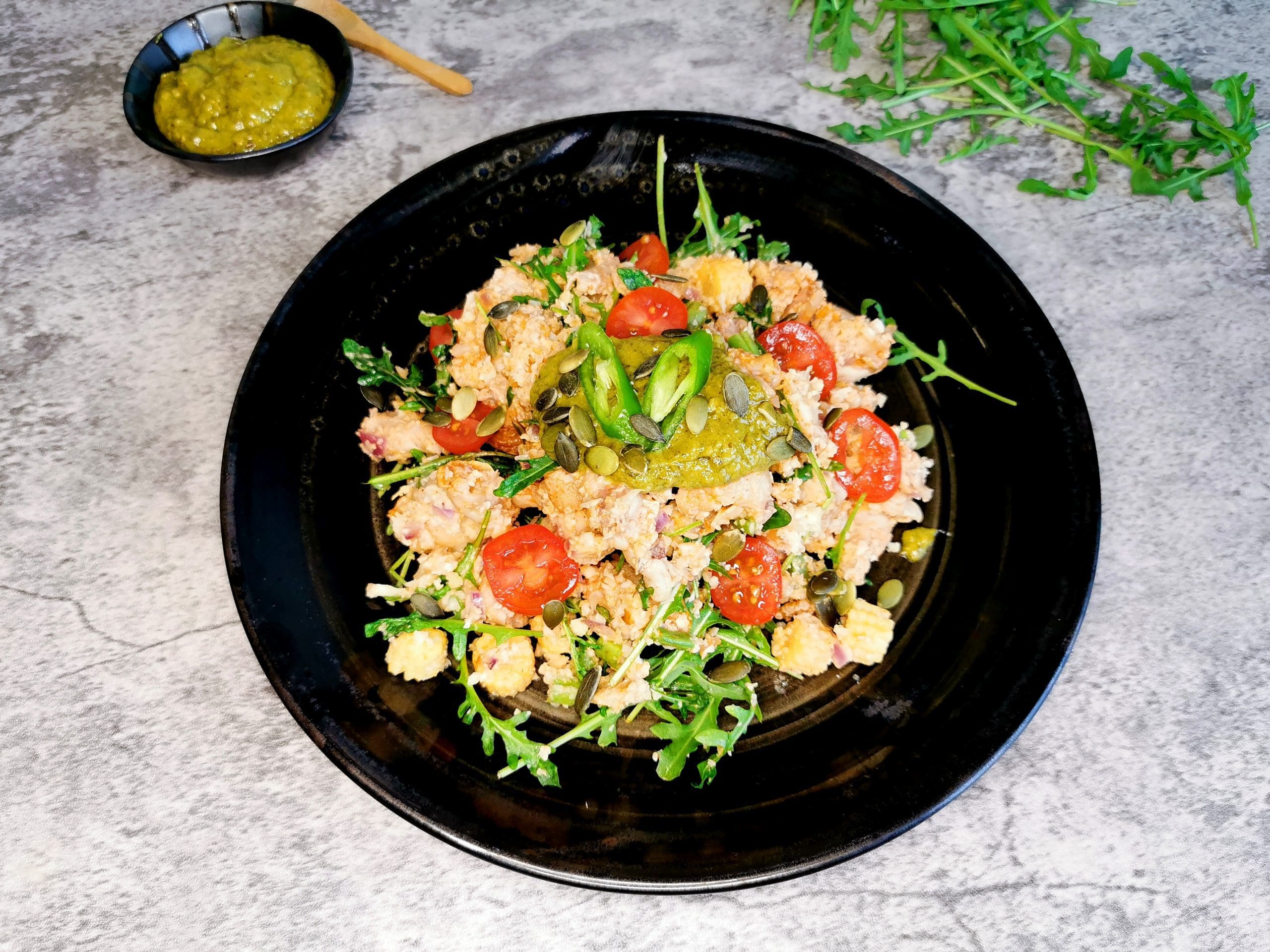 Lavkarbo kyllingsnadder med valnøtter