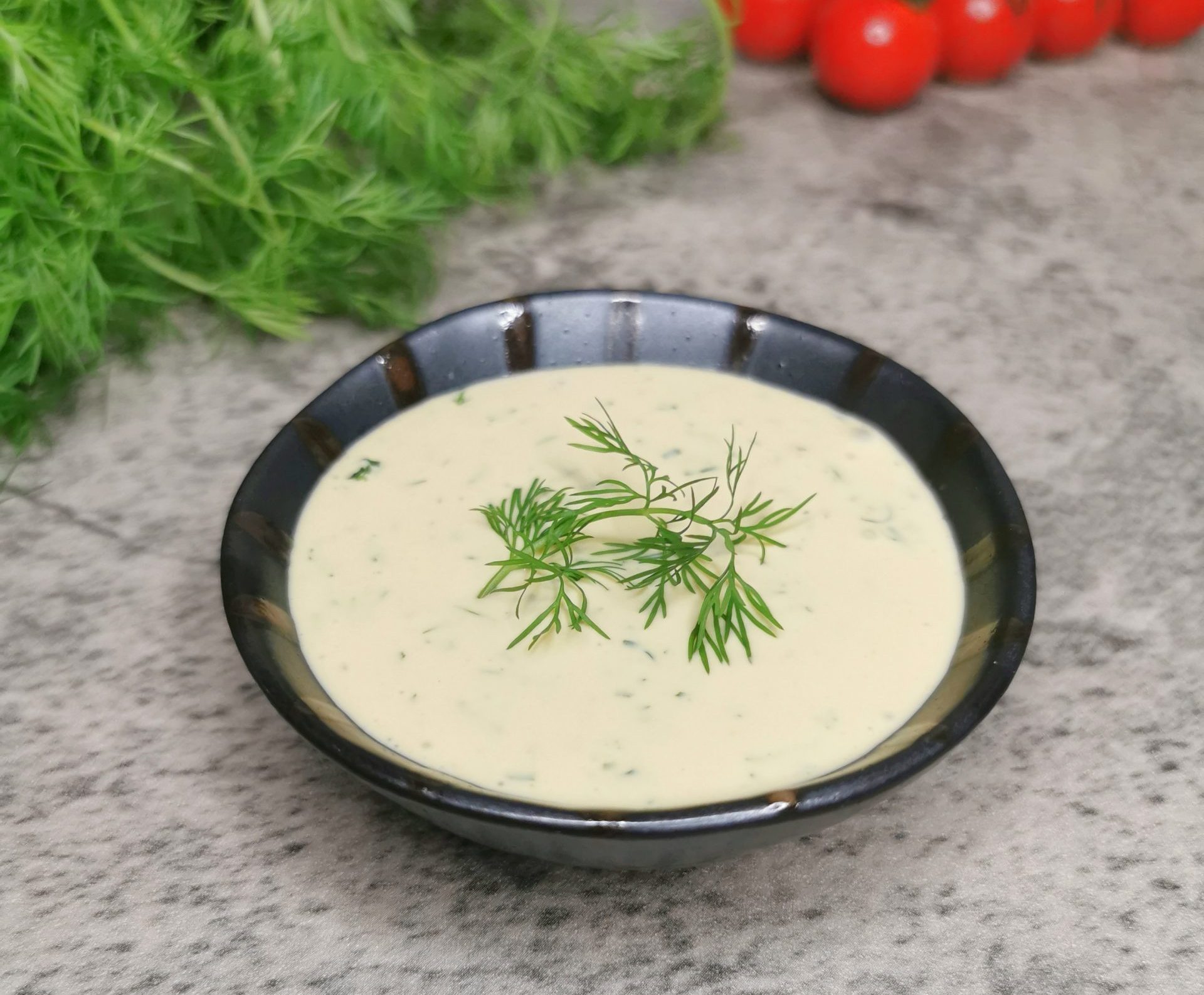 Lavkarbo sennepssaus