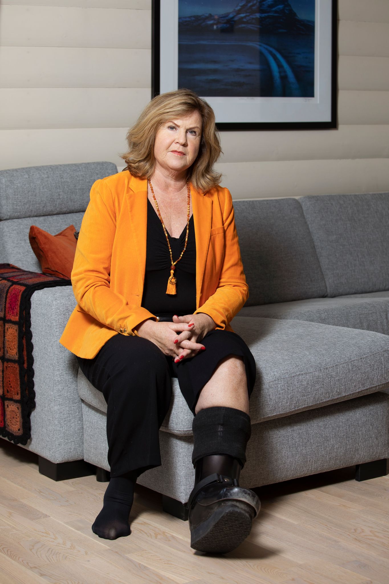 Støvelen fikk Vigdis beskjed om at hun måtte bruke resten av livet. I tre år satt hun i godstolen og ventet på amputasjon.