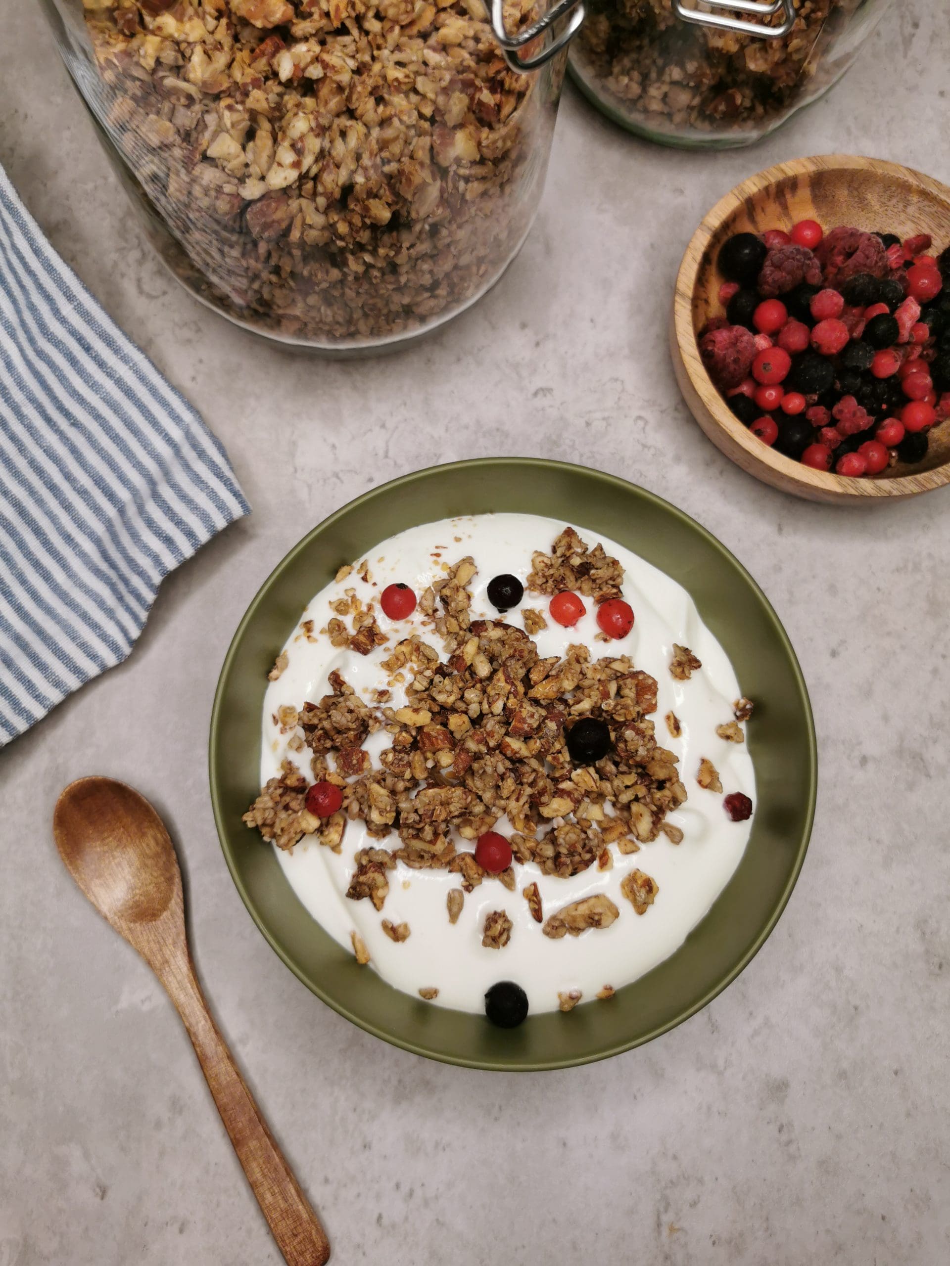 Lavkarbo karamell-granola