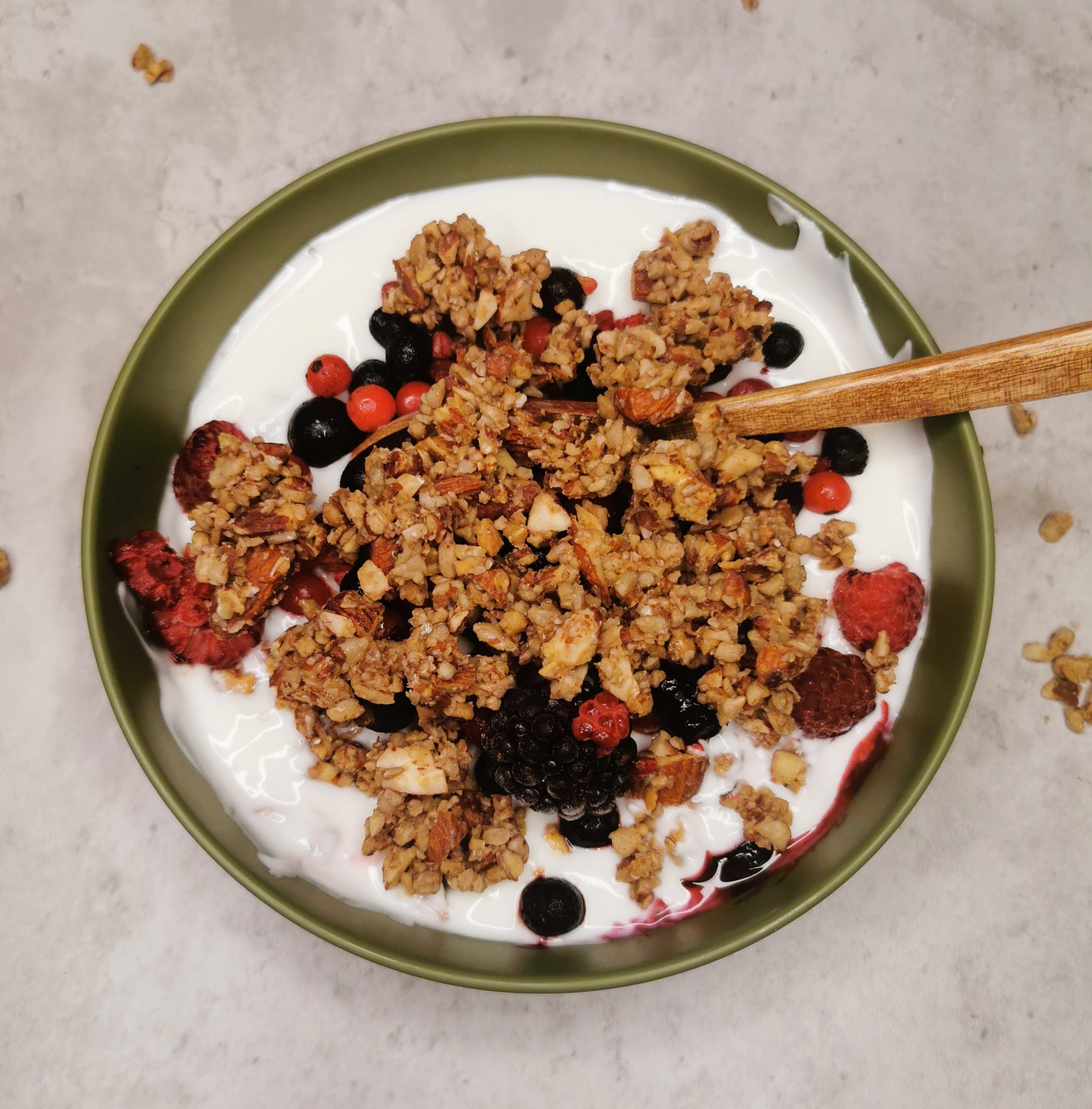 Lavkarbo karamell-granola