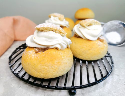 Lavkarbo semlor – Svenske fastelavnsboller med mandelmasse