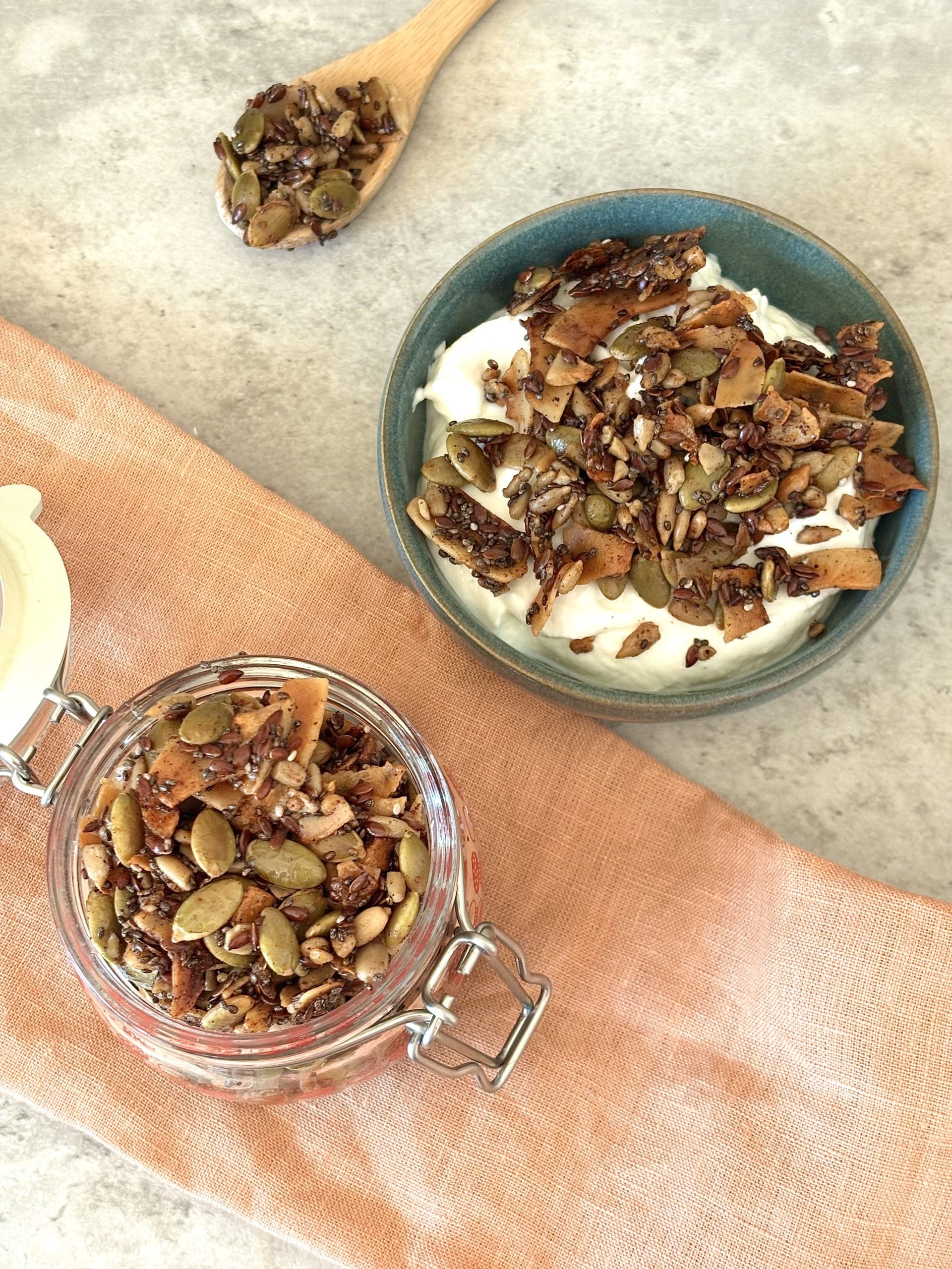 Lavkarbo granola uten nøtter. Foto, Marie Gundersen.